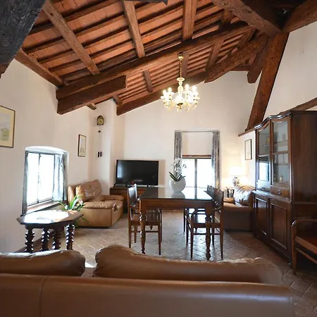 Al Castello Di Aiello