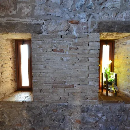 Al Castello Di Aiello *