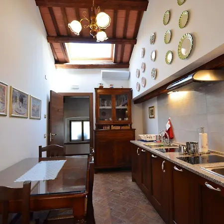 Al Castello Di Aiello