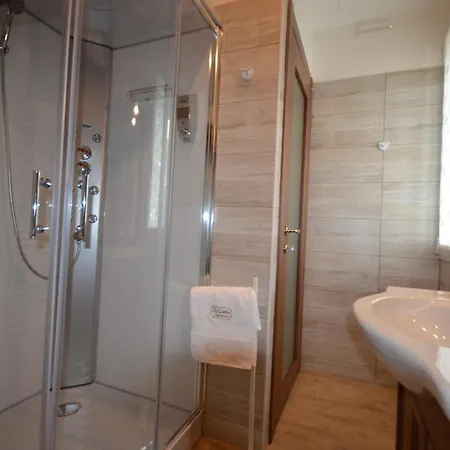 Al Castello Di Aiello Guest house
